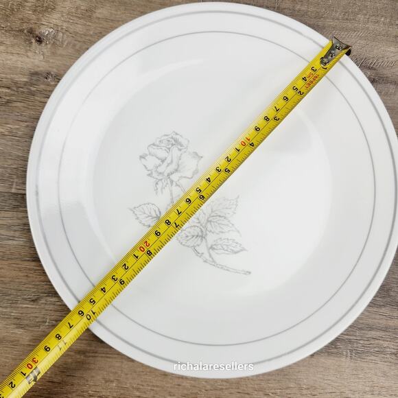 Corelle Solitary Silver Rose 10 1/4 " Dinner Plates Lot of 2 Corning Vintage - Picture 4 of 5